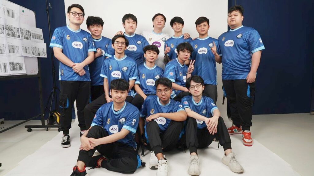 MPLI 2023 : Quelle est la force des représentants indonésiens ? Les joueurs d'EVOS Legends posent pour une photo pour la révélation de leur liste MPL ID Saison 12