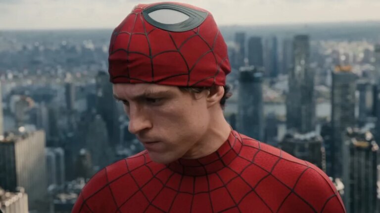 Hulk Whoops le cul de Spider-Man dans la bande-annonce finale du tout nouveau jour