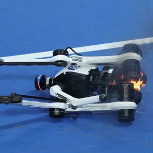 Le cul du robot prend feu et d&rsquo;autres dépêches des jeux de robots humanoïdes