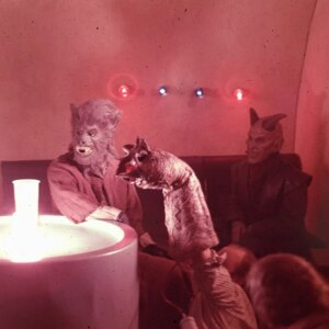 Des trésors de matériel Star Wars inédit émergent en ligne dans la vente de garage du sorcier After Effects